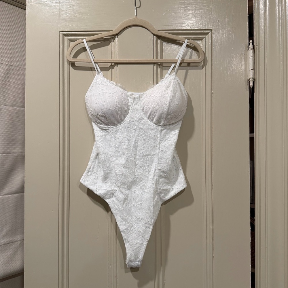 Klassy Network White Lace Corset Bramisuit